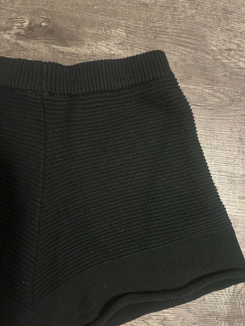 Princess Polly Black Knit Shorts Size L/XL - Picture 4 of 4